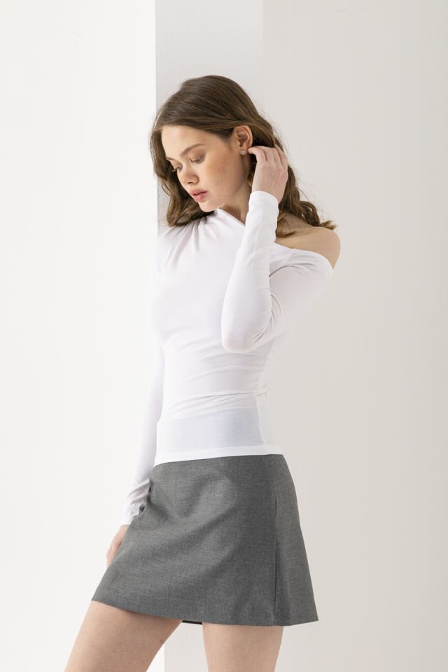 Düşük Omuz Kayık Yaka Body