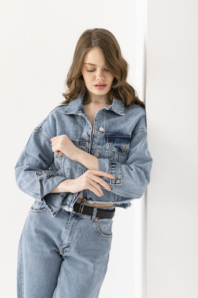 Denim Püskül Detaylı Kısa Ceket
