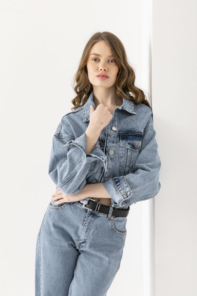 Denim Püskül Detaylı Kısa Ceket